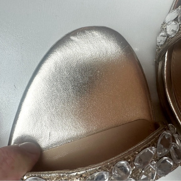 Jewel Badgley Mischka Gold Glittery Faux Jeweled Claudia Block Heeled Sandal 10 - Picture 10 of 16